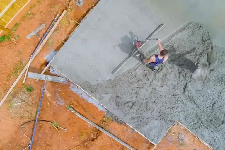 How to Manage Sunroom Construction Foundation Issues: Guide